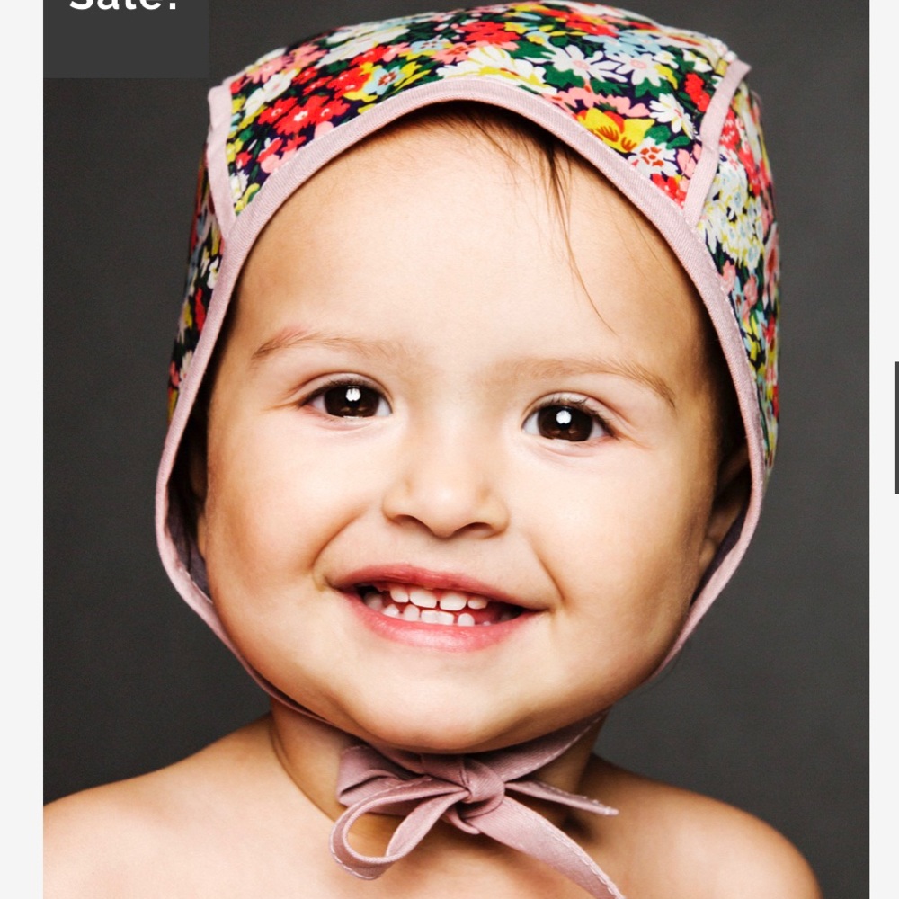 Mömö Baba Beanie-Floral Infant Bonnet